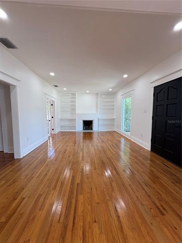 3610 W SAN JUAN STREET, Tampa, FL 33629