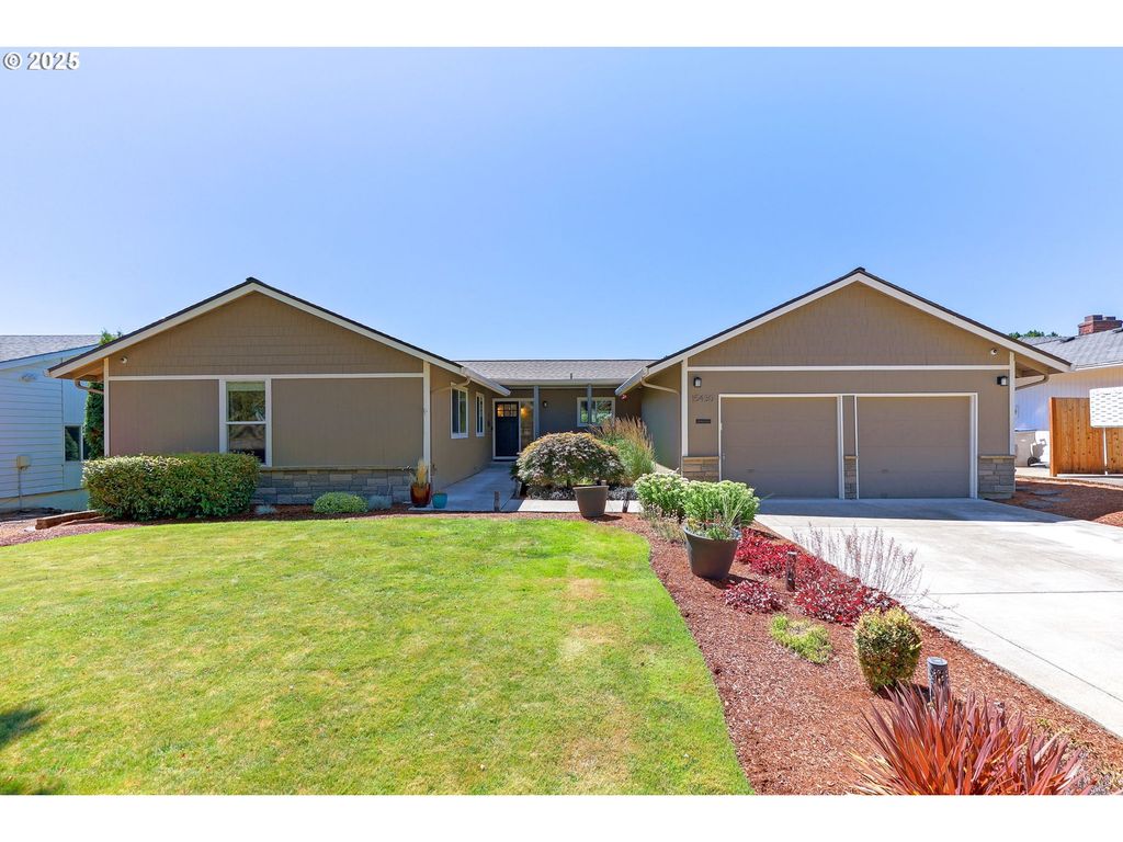 15430 Nw OAKHILLS Dr, Beaverton, OR 97006