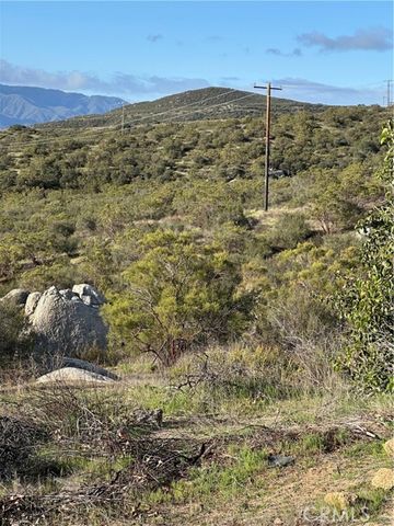 40667 Watts Road, Hemet, CA 92544