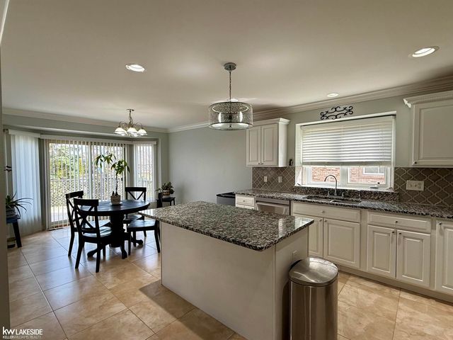 50510 Nesting Ridge Drive, Macomb Twp, MI 48044