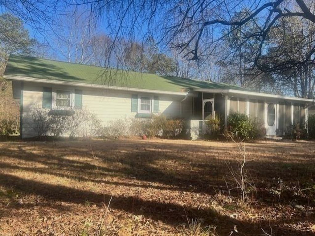 2131 South River Road, Franklin, GA 30217