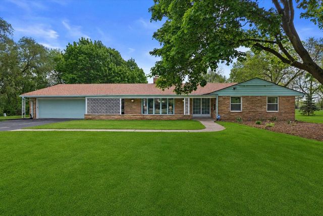 7300 S 92nd STREET, Franklin, WI 53132