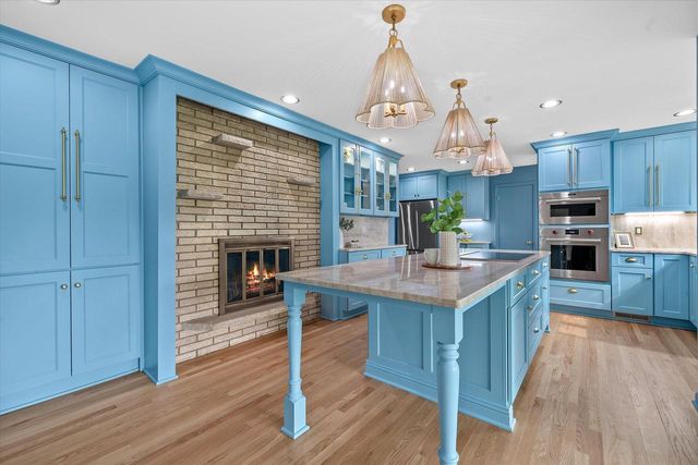 7300 S 92nd STREET, Franklin, WI 53132