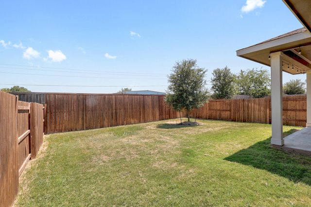 6111 Dumfries LN, Austin, TX 78744