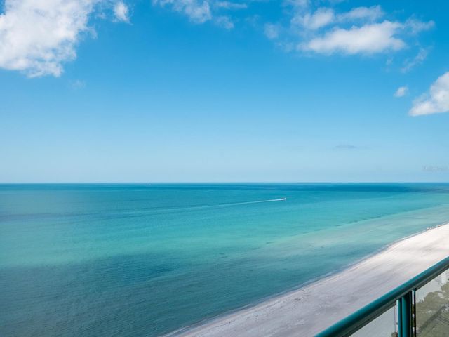 655 LONGBOAT CLUB ROAD 1PH, Longboat Key, FL 34228