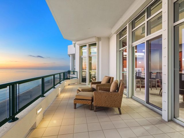 655 LONGBOAT CLUB ROAD 1PH, Longboat Key, FL 34228