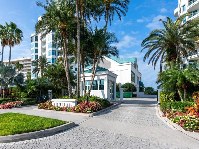 655 LONGBOAT CLUB ROAD 1PH, Longboat Key, FL 34228