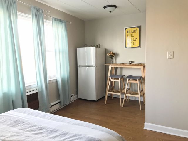 6606 Windsor Avenue 2H, Berwyn, IL 60402