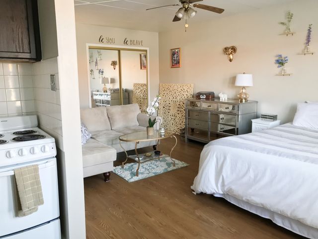 6606 Windsor Avenue 2H, Berwyn, IL 60402