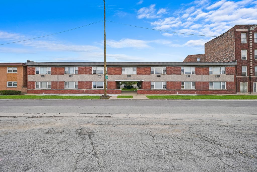 6606 Windsor Avenue 2H, Berwyn, IL 60402