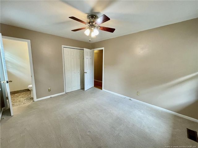 1414 Berkshire Road, Fayetteville, NC 28304