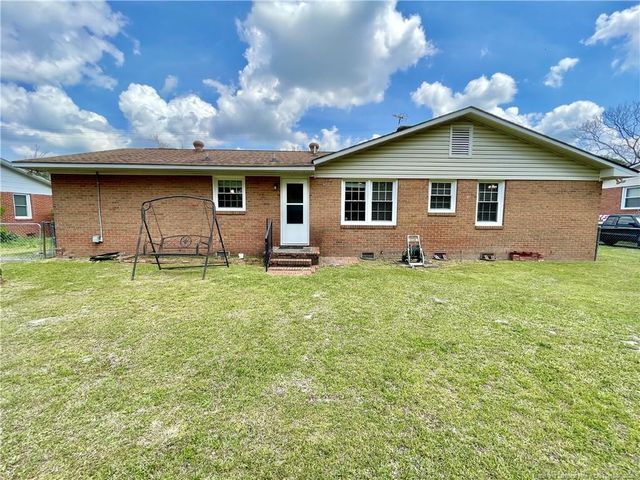 1414 Berkshire Road, Fayetteville, NC 28304