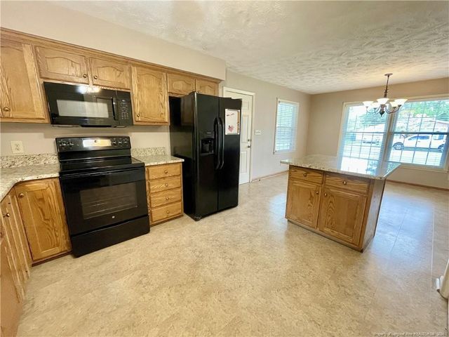 1414 Berkshire Road, Fayetteville, NC 28304