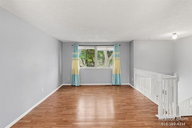 6007 Rockingham Drive, Lansing, MI 48911