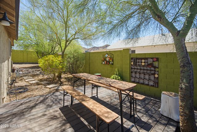 9115 N 13TH Street, Phoenix, AZ 85020