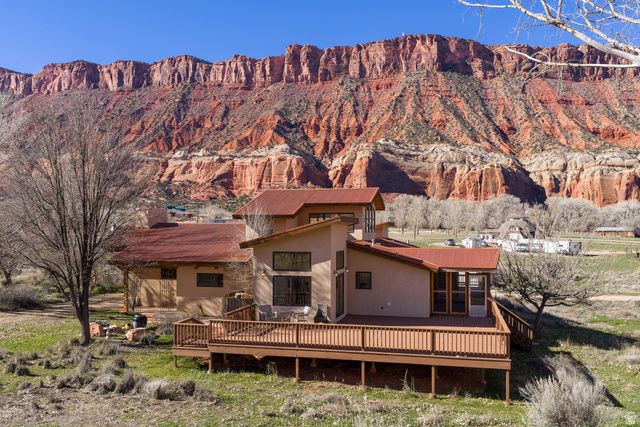 423 AMBER LN, Castle Valley, UT 84532