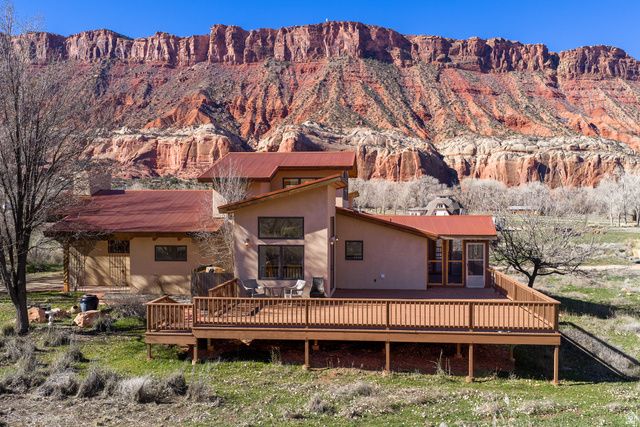 423 AMBER LN, Castle Valley, UT 84532