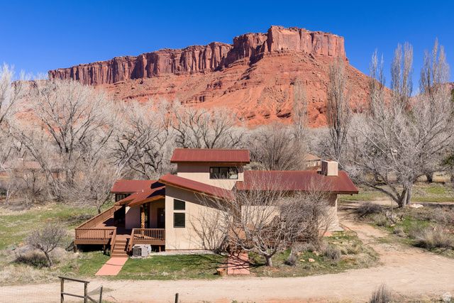 423 AMBER LN, Castle Valley, UT 84532