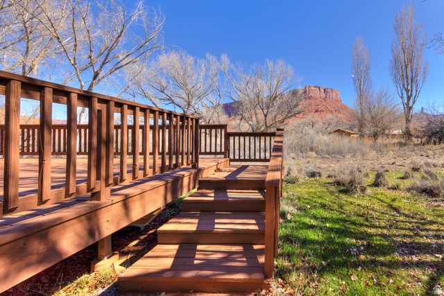 423 AMBER LN, Castle Valley, UT 84532