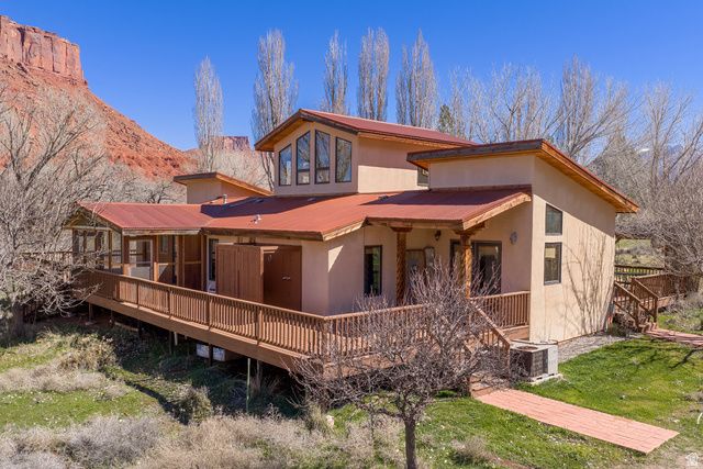 423 AMBER LN, Castle Valley, UT 84532