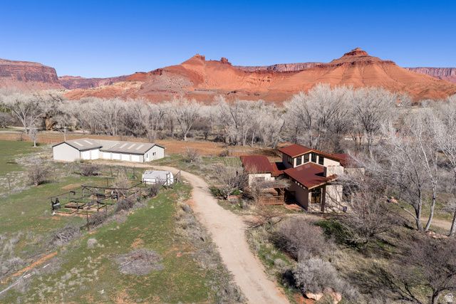 423 AMBER LN, Castle Valley, UT 84532