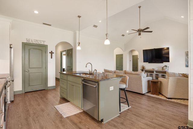 994 County Road 3504, Bullard, TX 75757