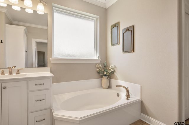 994 County Road 3504, Bullard, TX 75757