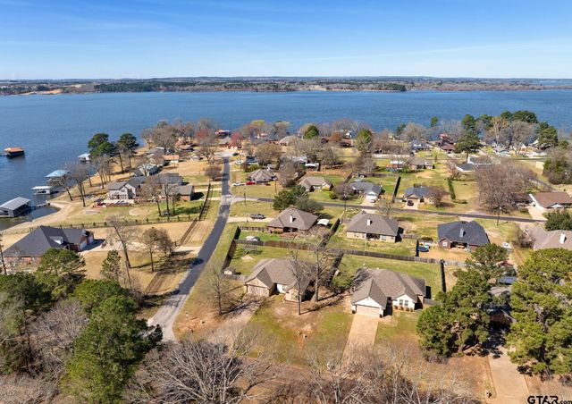 994 County Road 3504, Bullard, TX 75757