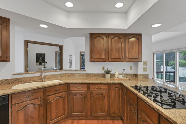 2252 Sedgwick Drive, Columbus, OH 43220