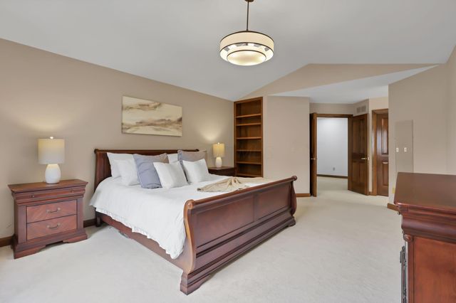 2252 Sedgwick Drive, Columbus, OH 43220