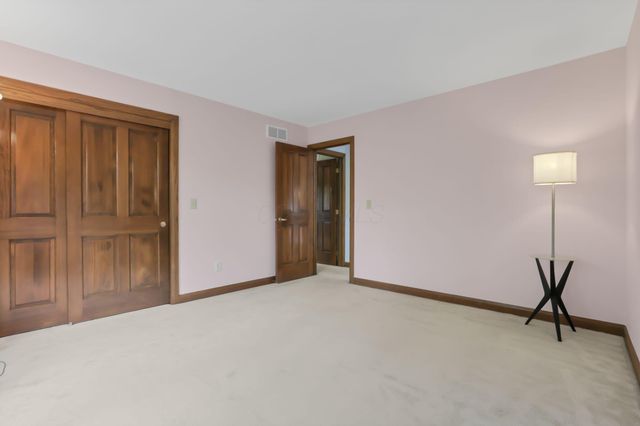 2252 Sedgwick Drive, Columbus, OH 43220