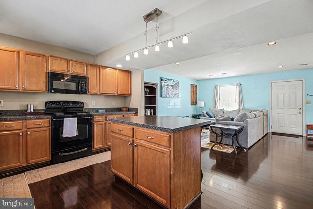 190 MELBOURNE LANE, Mechanicsburg, PA 17055