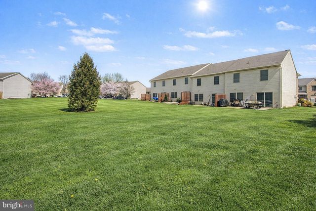 190 MELBOURNE LANE, Mechanicsburg, PA 17055