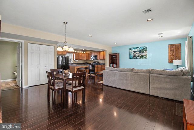 190 MELBOURNE LANE, Mechanicsburg, PA 17055