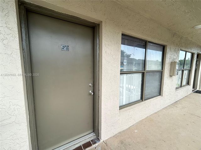 15332 SW 72nd St 6-22, Miami, FL 33193