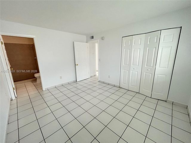 15332 SW 72nd St 6-22, Miami, FL 33193