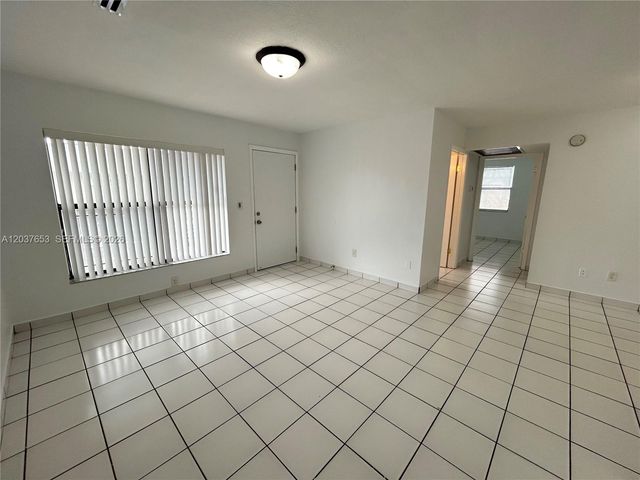 15332 SW 72nd St 6-22, Miami, FL 33193