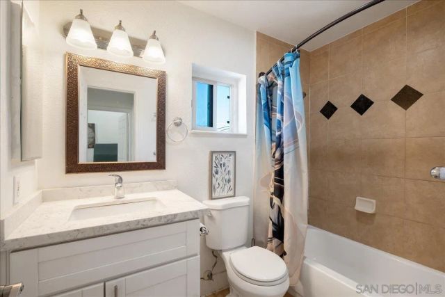 4353 E 51 st 6, San Diego, CA 92115