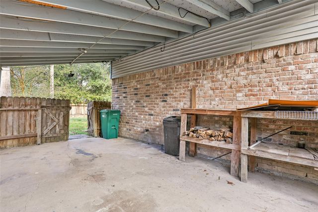 28603 Lochlevan Court, Huffman, TX 77336