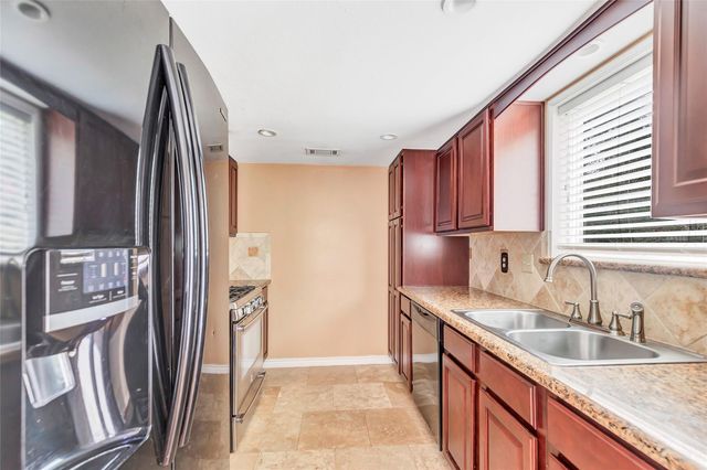 28603 Lochlevan Court, Huffman, TX 77336