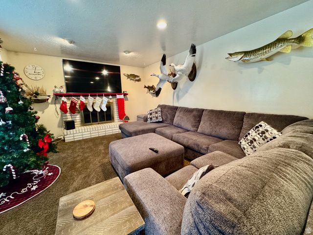 2581 W 5000 S, Roy, UT 84067