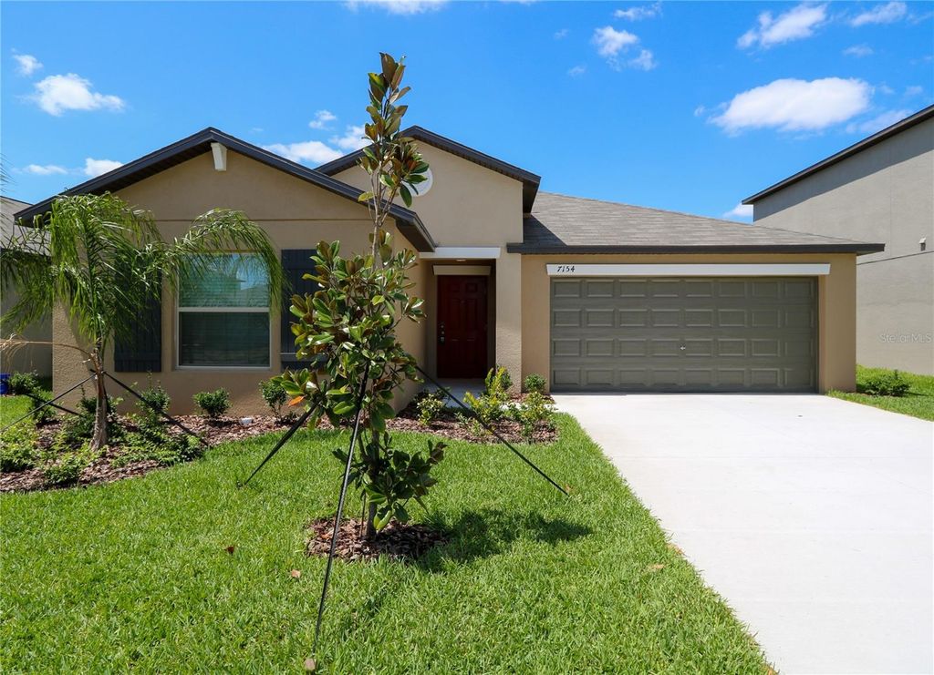 Image 1 of property listing at 7154 SAMUEL IVY DRIVE, Tampa, FL 33619