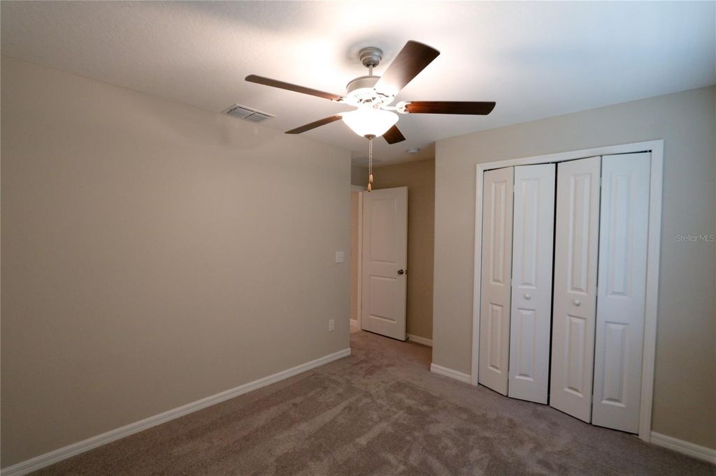 Image 18 of property listing at 7154 SAMUEL IVY DRIVE, Tampa, FL 33619