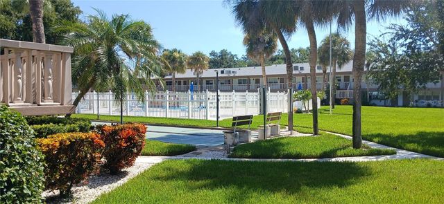 650 PINELLAS POINT DRIVE S 110, St Petersburg, FL 33705