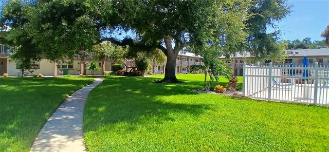 650 PINELLAS POINT DRIVE S 110, St Petersburg, FL 33705