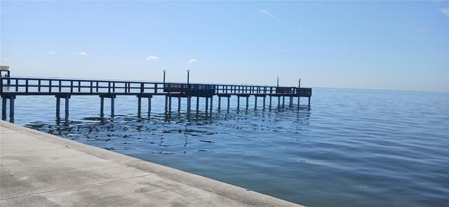 650 PINELLAS POINT DRIVE S 110, St Petersburg, FL 33705