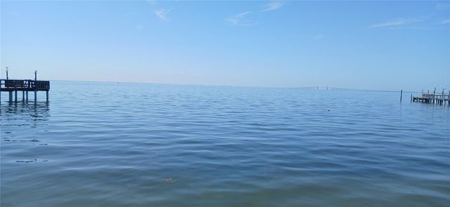 650 PINELLAS POINT DRIVE S 110, St Petersburg, FL 33705