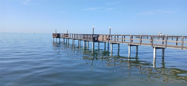 650 PINELLAS POINT DRIVE S 110, St Petersburg, FL 33705