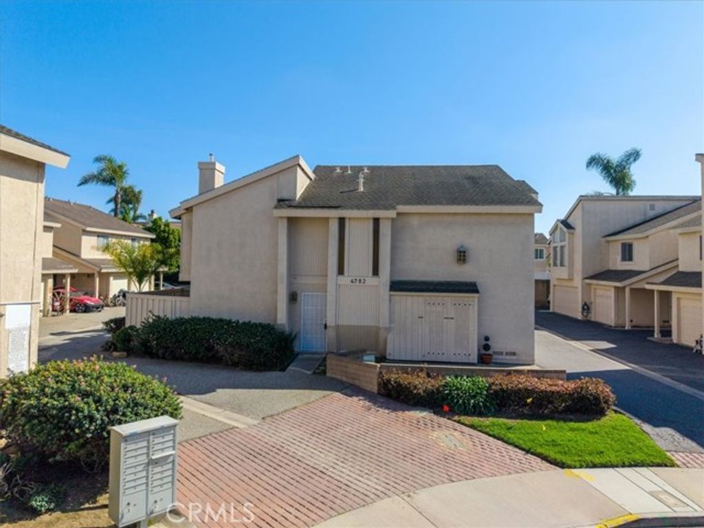 4782 James, Huntington Beach, CA 92649