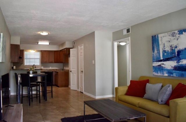 1500 Oleander Drive, La Marque, TX 77568